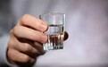 为什么酱香酒风靡全国却依然是小众酒,很多人喝不惯?