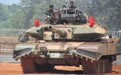 “体重”创世界纪录 “阿琼”坦克暴露印度自主国防软肋