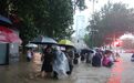 暴雨倒灌致12人死亡 郑州地铁何以至此？