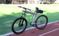 高三学生造出无人驾驶自行车:自动辅助驾驶等级堪比特斯拉