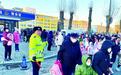 “定制公交”进校园 校门口拥堵不见了