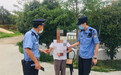 八旬老人走失,城阳民警暖心救助