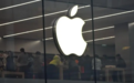 巴菲特加仓390万股、瑞信分析师首选股，苹果为何受追捧？