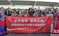 广西桂林迎来首个入境旅游团