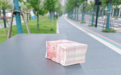 整整10万元!急寻主人!27岁小哥杭州街头垃圾桶“翻”出巨款