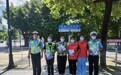 东莞交警长安大队联合文明交通志愿者开展平峰岗执勤工作