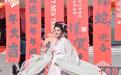 中外友人安徽合肥体验徽韵年味