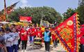 西乡三月三庙会巡游“同心护苗队”温暖全场