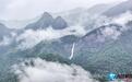 廬山煙雨現仙境 飛瀑凌空引客來（圖）