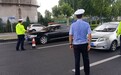 商丘交警不畏“秋老虎” 揮汗堅(jiān)守保暢通 讓交通不“中暑”