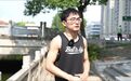 手机一丢就跳河！浙江31岁“栗子哥哥”救起女孩后默默离开