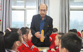 暖“心”聞:當好學生成長的引路人——記人和小學教師謝鵬