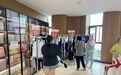 南昌校服自主选购,家长爱上“货比三家”