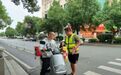 开福交警联动街道精准守护重点群体出行安全