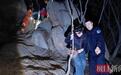 12人寒夜被困野山 武汉黄陂“警消联动”紧急救援!