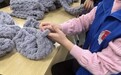 针线传温情 矫正塑新生 ——潘火司法所组织社区矫正对象为两新群体编织冬日温暖