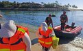 两名游客因海水涨潮被困礁石,三亚消防紧急救援