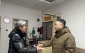 新春送暖 情系桑榆 漯河市体校党总支走访慰问退休老同志