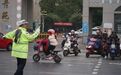 鹰潭余江:她在路口坚守四年,把陌生人守成了亲人