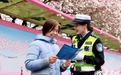 最美公交站台爆火,北城交警提醒您:把安全拍进镜头!