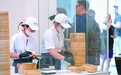 台湾餐饮界劳工平均月薪仅为3.9万新台币,专家叹“连存钱都难”