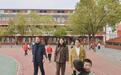 信阳市羊山外国语小学赴查山乡村少年宫开展结对帮扶活动