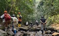 不喝酒了 改帶團了:熱帶雨林徒步火熱 改變基諾山巴朵村