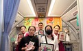 万米高空上演“云端织韵·非遗寻春”主题航班活动