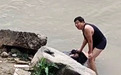江西退休民警吴志勇散步时勇救溺水男子“当时只想着把人救上来!”