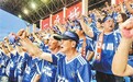 赣超让九江65岁老人重新爱上足球 全程追随九江队赛事