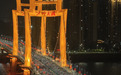 双向奔赴!2026南昌万人夜跑活动鸣笛开跑