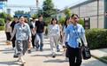 聊城大学东昌学院学子走进正信味业沉浸式感受酿造产业