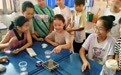 郑州科技学院“三下乡”:公益托管丰盈乡间多彩课堂
