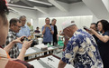 耆笔流年 白石洲东社区开展长者书法交流会