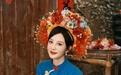 陶红解锁蟳埔簪花传统造型 温婉柔和 满是古典韵味