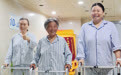 高难度精准“换膝”,三位老人携手迈向“新生”!