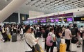燃油附加费下调叠加暑运旺季 新海航西部航空暑运半月以来郑州进出港旅客承运量环比增长近五成