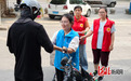 河北晋州:盛夏送清凉 致敬户外者