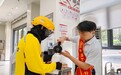 工行河南省分行:炎炎夏日里 服务沁人心