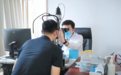 术后不用趴!南山华厦眼科“免趴”新技术,让49岁男子解除失明危机