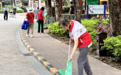 银发映初心 红马甲显担当—— 记富华社区78岁老党员毛向茹