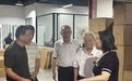 市智专委陈炳荣主任陪同屈贤明主任一行赴骐领、雅戈尔调研