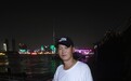 江边钓鱼遇女子两次跳江 男子冒险下水救人