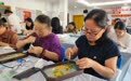 金丝为笔,彩砂作画——西乡社区非遗掐丝珐琅体验让女性居民感受指尖芳华