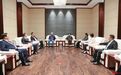 梅亦会见参加第二十届赣台会客商代表