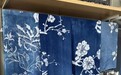 让绣娘有订单,让老布有新用——“布期而遇”团队的丹寨实践