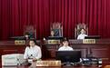 甘肃华亭“小法官”坐审判席 沉浸式庭审get法律知识