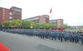 淬炼青春底色 启航崭新征程——安徽新华高级技工学校隆重举行2026年秋季新生素质拓展训练总结表彰大会暨开学典礼