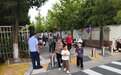 江北:“蜜邻护学”开启新学期 共建平安护学圈