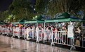 雨中排长队、夜晚仍限流,京东七鲜超市宿迁首店引爆中秋消费